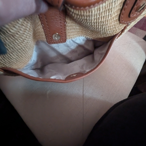 Michael Kors Woven Beige and Brown Shoulder Bag - Picture 7 of 8